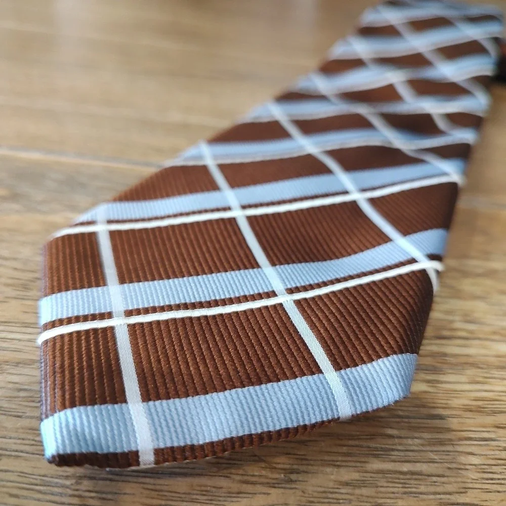 LEITZ METALWORKING LMT DESIGNER Silk TIE 61